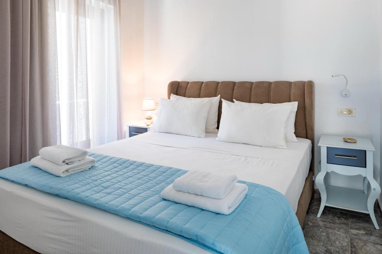 Plori - Molos Apartments Loutro Eksteriør billede